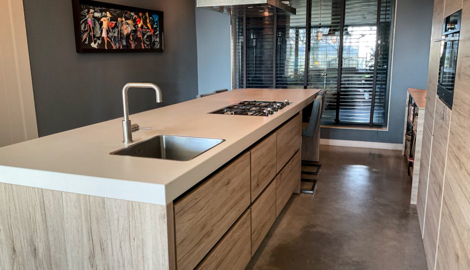 “We kregen een keuken die écht bij ons past” “We kregen een keuken die écht bij ons past”